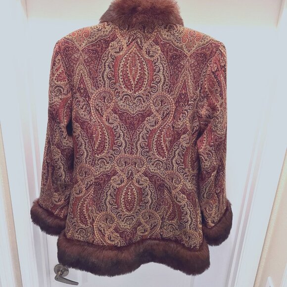 Newport News-Vintage Paisley Print Faux Fur Coat/Jacket-Hook Closure-Pockets-10 - Picture 11 of 16